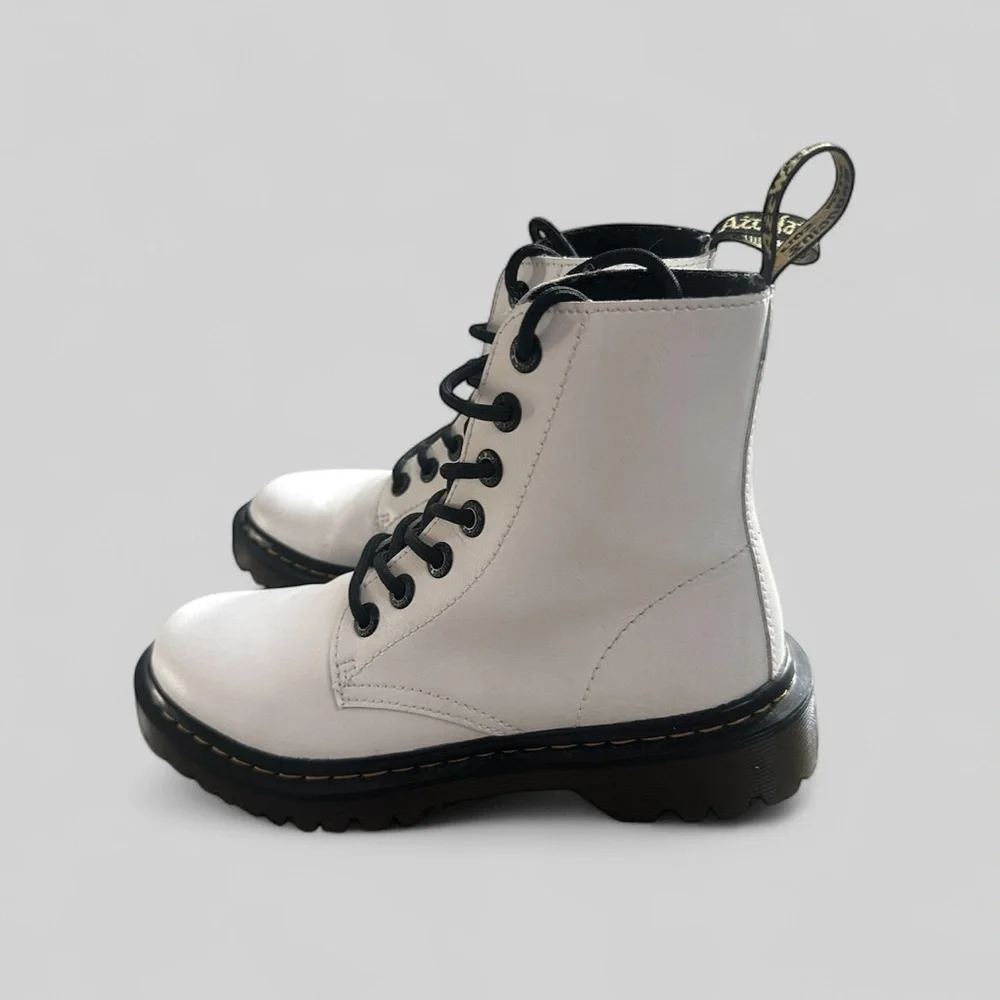 Dr. Doc Martens Luana White Boots Women’s Size 5 - Picture 5 of 7